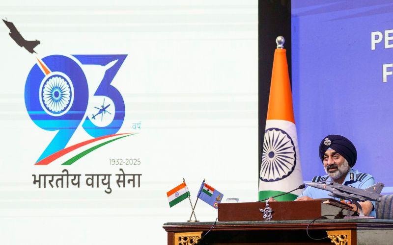 93rd Indian Air Force Day: वायुसेना दिवस पर पीएम मोदी ने दी शुभकामनाएं