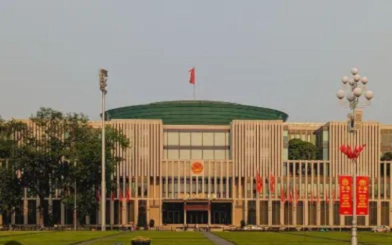 वियतनाम नेशनल असेंबली ने दो नए उप प्रधानमंत्रियों की नियुक्ति की