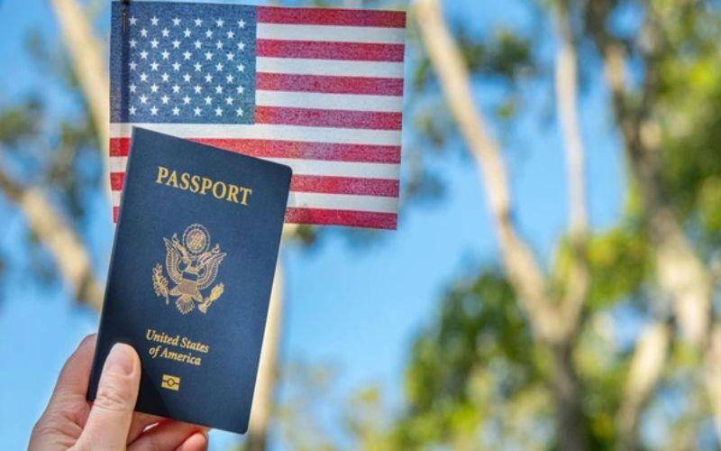 जेंडर को लेकर ट्रंप की नीति पर सुप्रीम कोर्ट की लगी मुहर, पासपोर्ट पर केवल होंगे मेल और फीमेल ऑप्शन